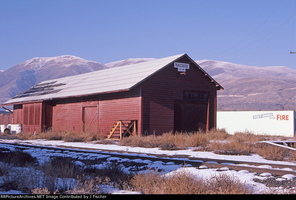 Naches, Washington depot